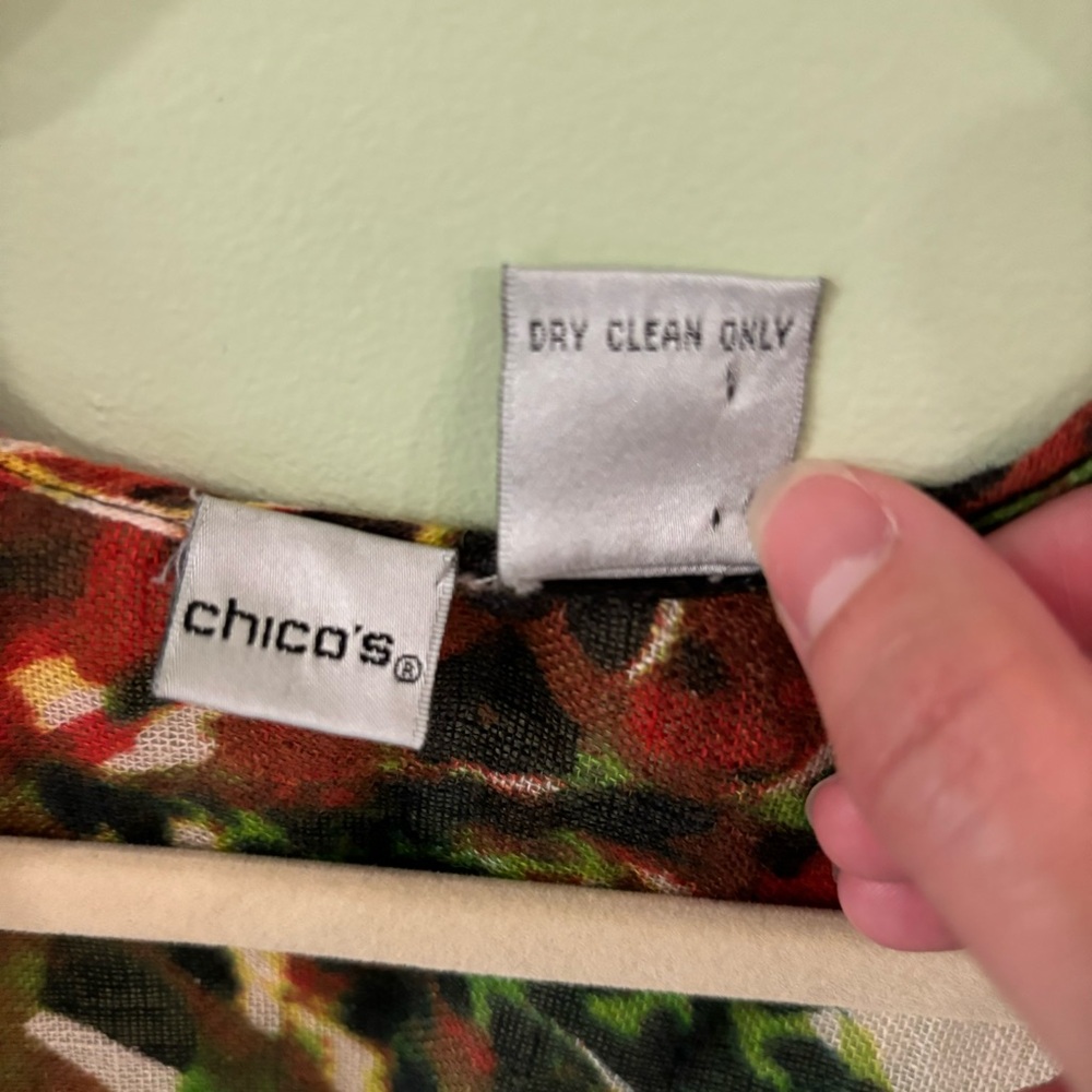 Chico’s Women’s 100% Linen Floral Animal Print Light Weight Shawl Wrap One Size - Picture 4 of 4